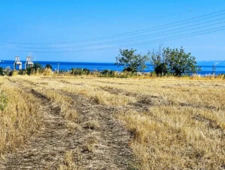 4.150 M2 Residential Zoned Field For Urgent Sale Just 1 Km From Asyaport Port