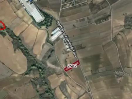 5.400 M2 High Profit Guaranteed Opportunity Place In The Area Of Factories For Urgent Sale