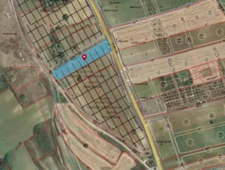 5.400 M2 High Profit Guaranteed Opportunity Place In The Area Of Factories For Urgent Sale